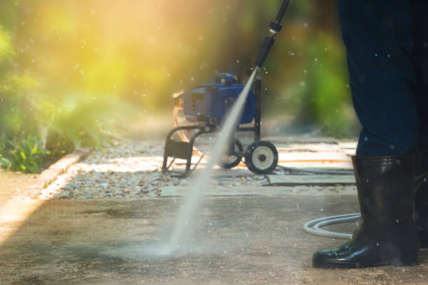 Best Pool Deck Cleaning  in USA